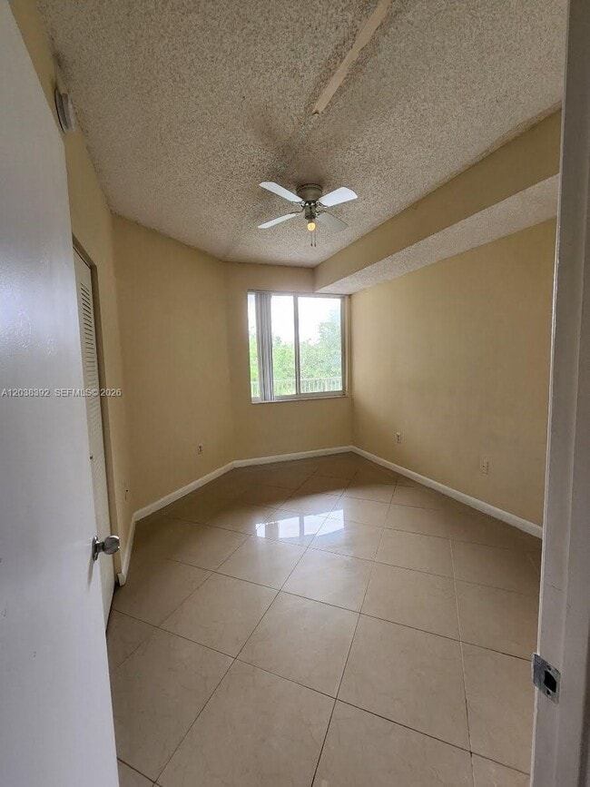 Photo - 6992 SW 39th St Unit I101