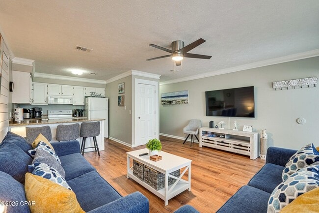 Building Photo - 17670 Front Beach Rd Unit B4