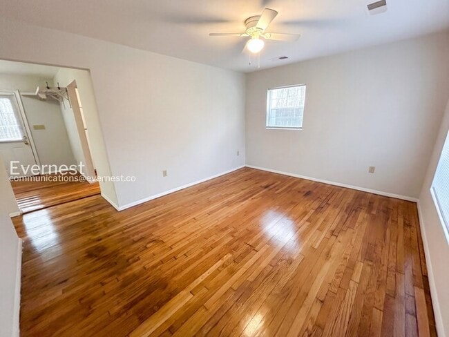 Photo - 1921 Wigglesworth Rd