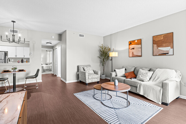 Building Photo - 1959 Brandywine Rd Unit 208 Rental