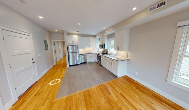 Photo - 72 Spring St Unidad 70-3