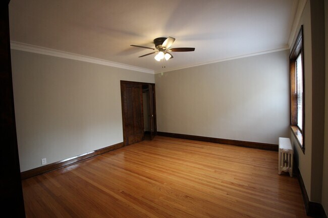 Photo - 3543 N Meade Ave Unit 1