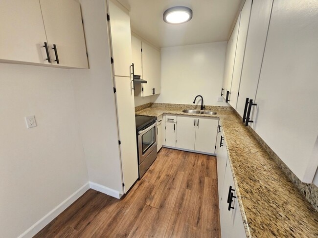 Photo - 1150 Francisco Ave Unit 3