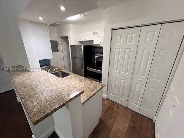 Building Photo - 18336 NW 68th Ave Unit E Rental