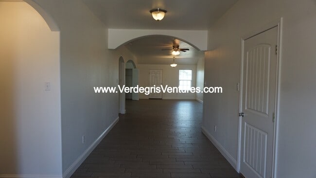 Photo - 9520 Prairieview Dr
