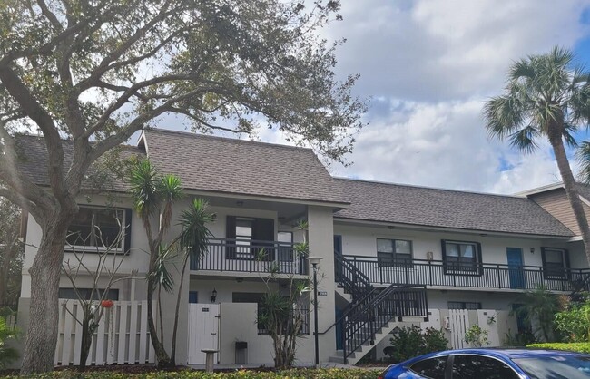 Photo - 2906 SW 21st Terrace Condo Unit 312d