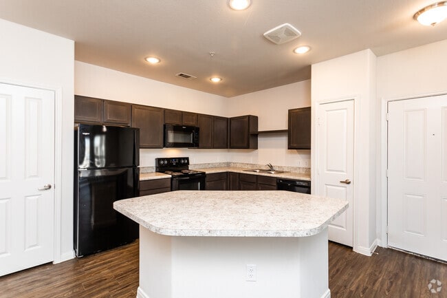 1BR, 1BA - 754SF Kitchen