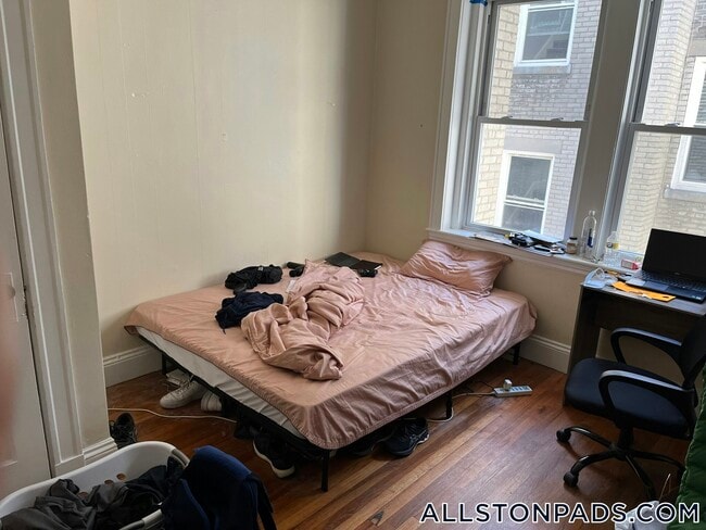 1193 Commonwealth Ave Unit 17