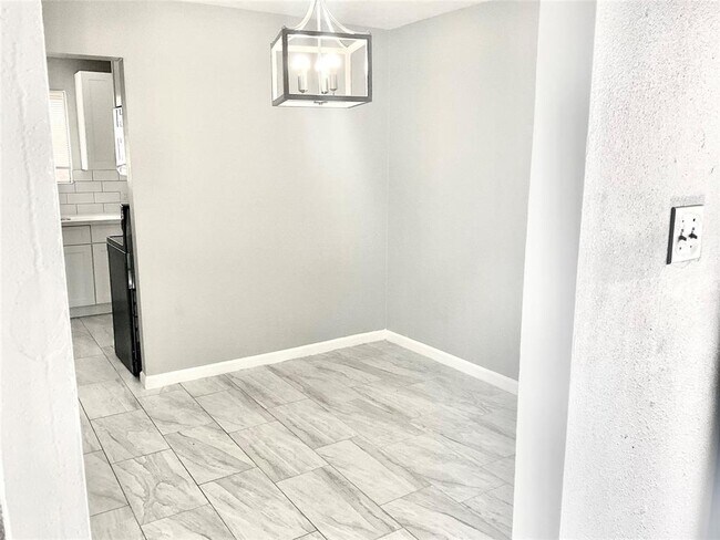 Photo - 16918 Hall Shepperd Rd