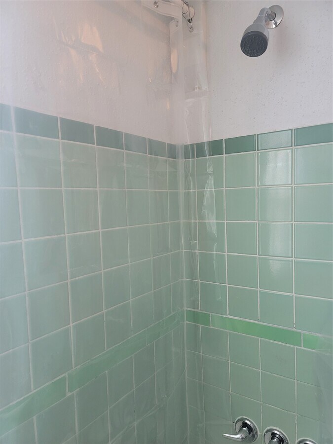 Photo - 1920 Binz St Unit 2