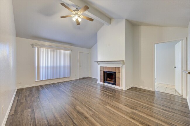 Photo - 10202 Forum Park Dr Unit 256