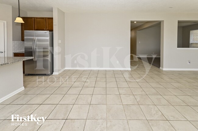 Photo - 5139 Castle Discordia St