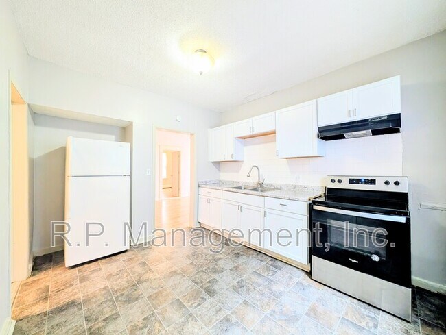 Photo - 61 Delos St W Unidad Apt 1