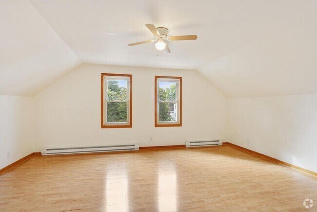 Building Photo - 1808 Madison St Rental