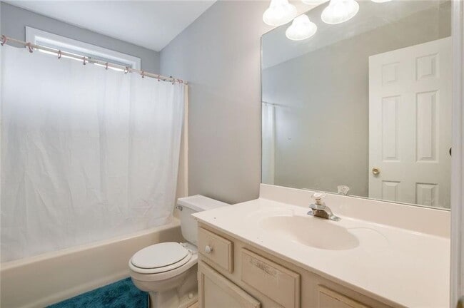 Photo - 1489 Justin Dr