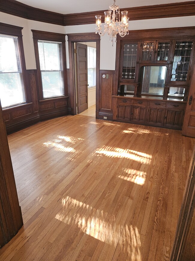 Photo - 1900 E Newberry Blvd Townhome