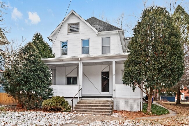 Building Photo - 67 Oregon Ave Unit 1