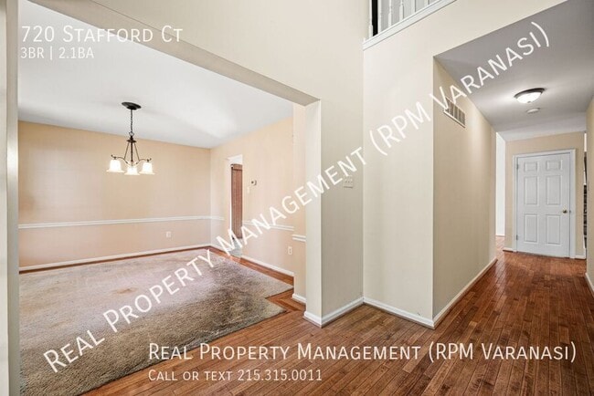Photo - 720 Stafford Ct