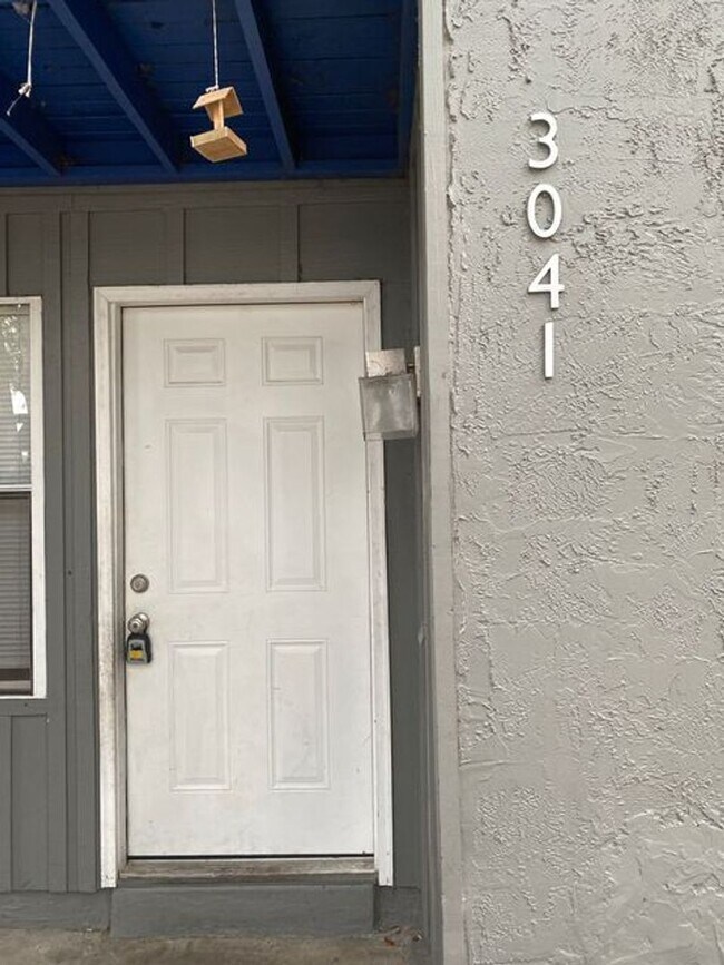 2 bedroom 1 bath in Orlando for Rent! - House Rental in Orlando, FL