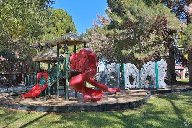 Desert Tree Apartment Homes