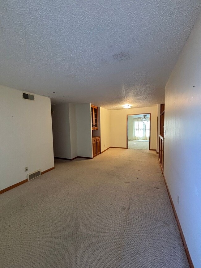 Photo - 4 bed 1.5 brick SW OKC