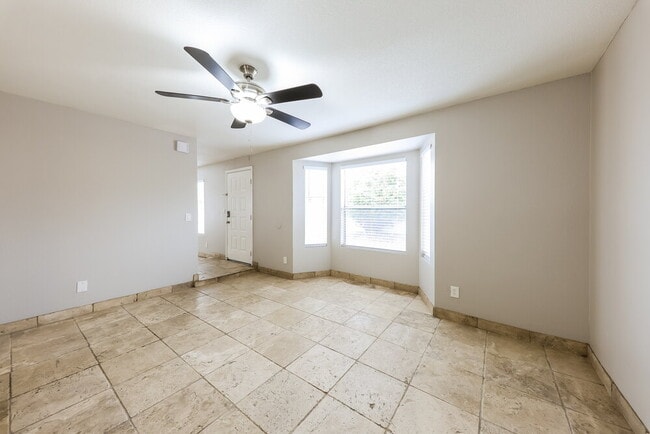 Photo - 532 N Nassau