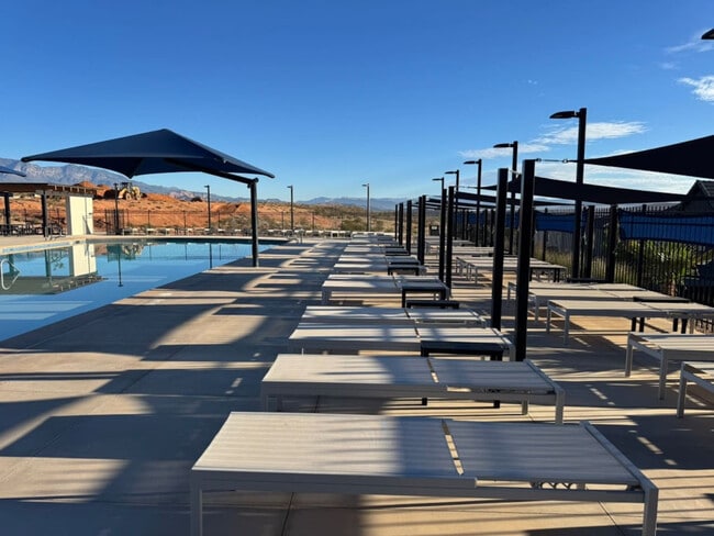 Photo - 1709 Ripple Rock Dr Unit ID1373713P