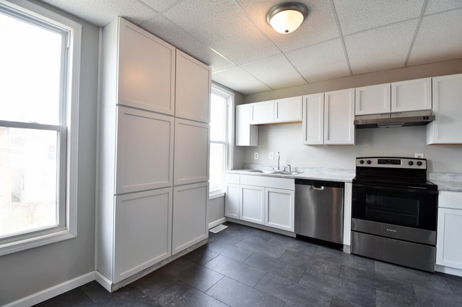 Photo - 1850 Buffington Ave