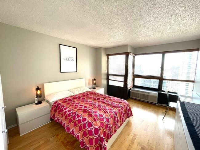 Photo - 30 E Huron St Unit 3306