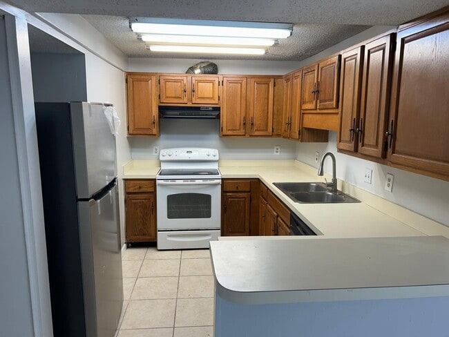 Photo - 6742 Periwinkle Dr