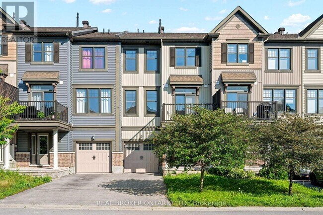 Photo - 66 Fallengale Cres