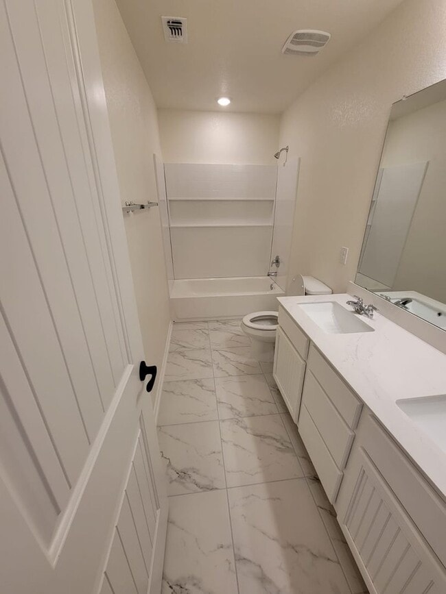 Photo - 1133 Plano Ln