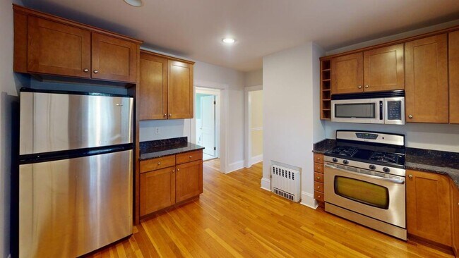189 Wordsworth St Unit 1