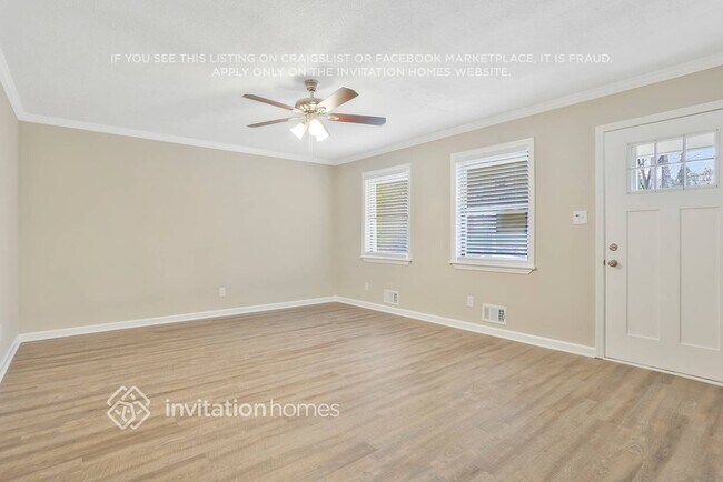 Photo - 180 Wendell Dr SE