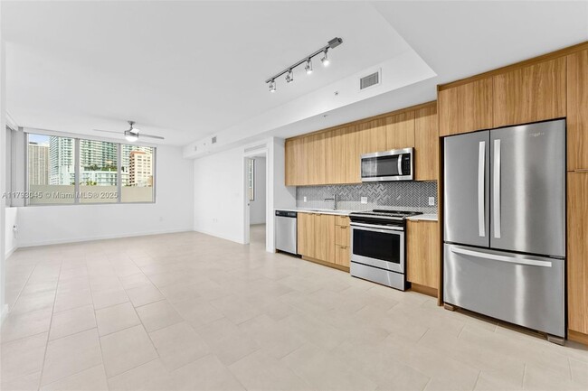Photo - 2150 N Bayshore Dr Condo Unit 210