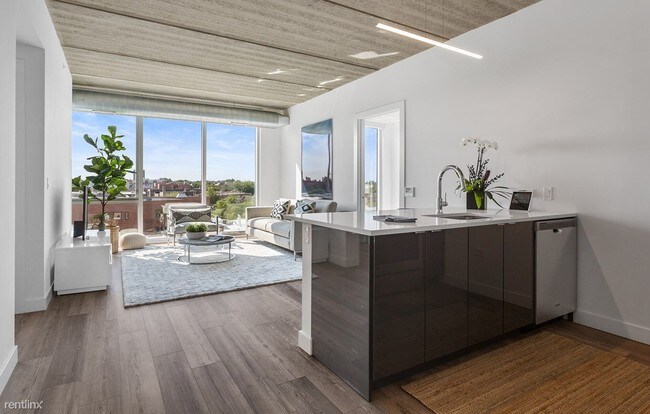 Photo - 2 br, 2 bath Condo - 3837 N Broadway St 1202