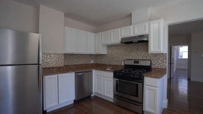 Photo - 17 Spring Garden St Apartments Unit 2