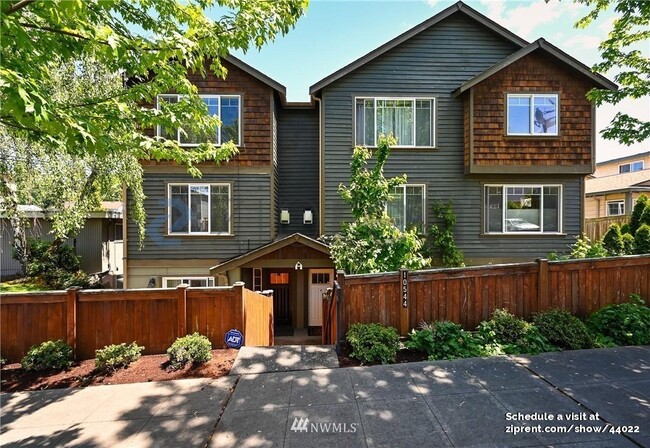 Building Photo - 10544 Midvale Ave N Rental