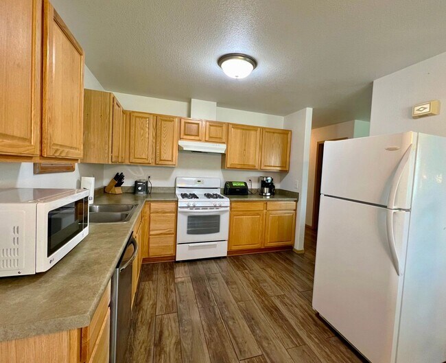 ** SEASONAL RENTAL ONLY ** FURNISHED SOLDO... Para alquiler en Soldotna