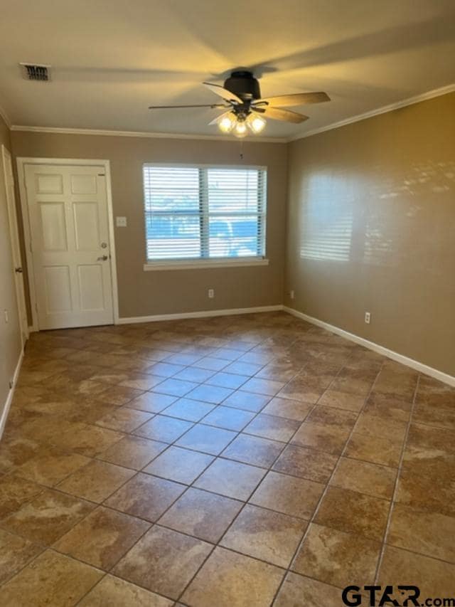 Photo - 308 Hanks St