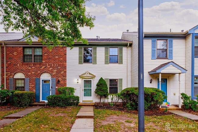 Building Photo - 134 Pear Tree Ln