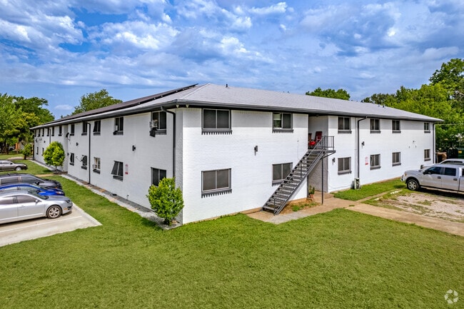 Building Photo - THE BALLASHIRE Rental