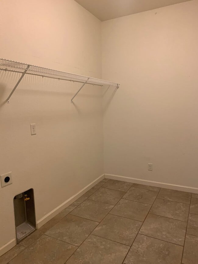 Building Photo - Coming soon! Rental