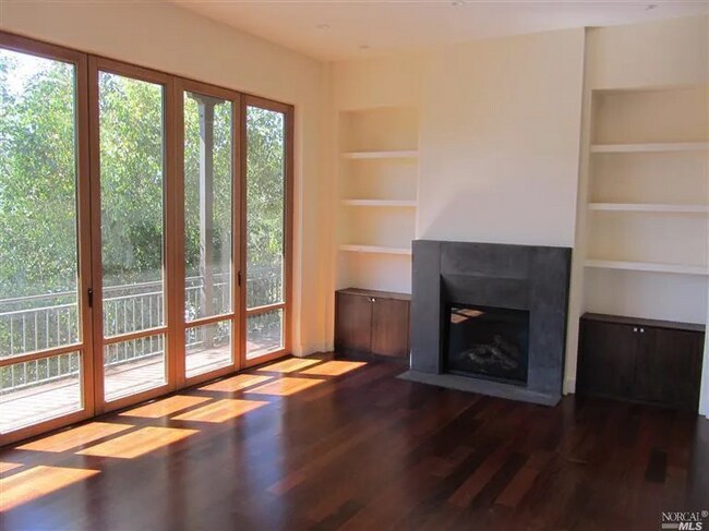 Photo - 57 Indian Rock Rd