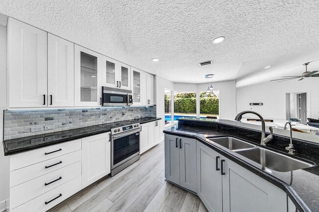 Photo - 6183 Vista Linda Ln