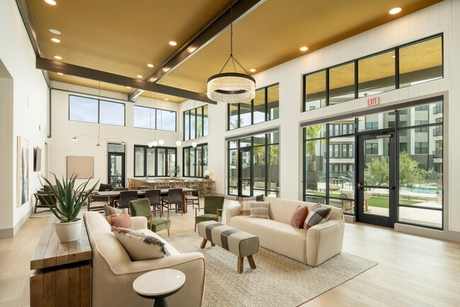 Photo - Livano Avondale