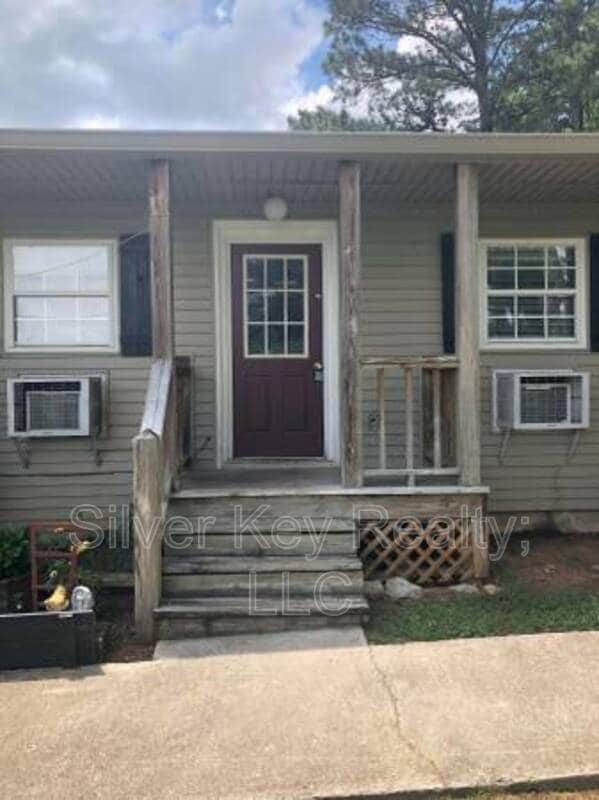 Building Photo - 1426-1432 Niles Ferry Rd Unit 8
