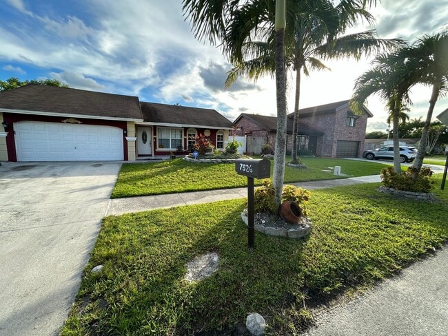 Photo - 7526 SW 7th Ct