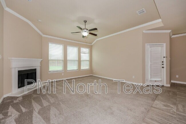 Photo - 11408 Sadie St