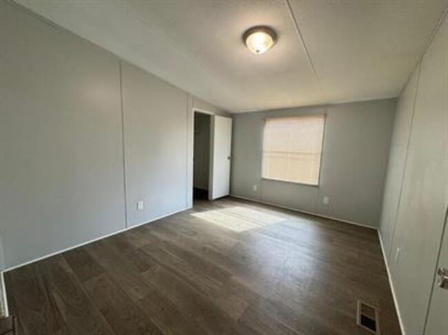 Photo - 152 W Lakeview Dr